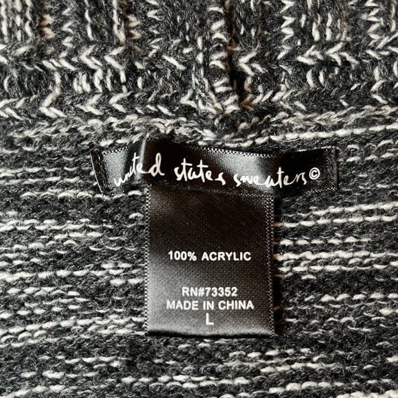 𝅺SLEEVELESS Sweater by United States Sweaters - Picture 14 of 14